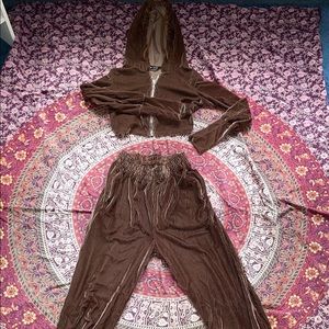 Brown ripped velour set